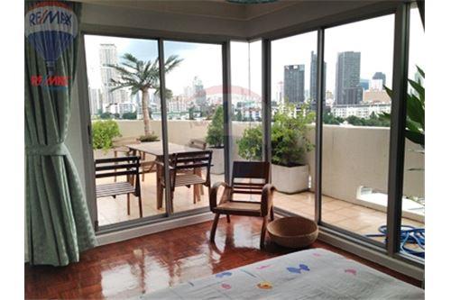 Baan Sukhumvit 36 2 bedroom for sale 